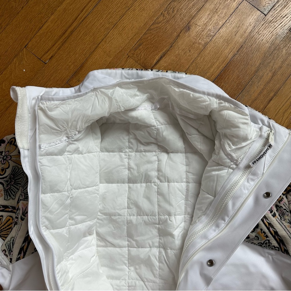 NEW Free People Movement Summit Sunset White Ski Jacket - Picture 10 of 14